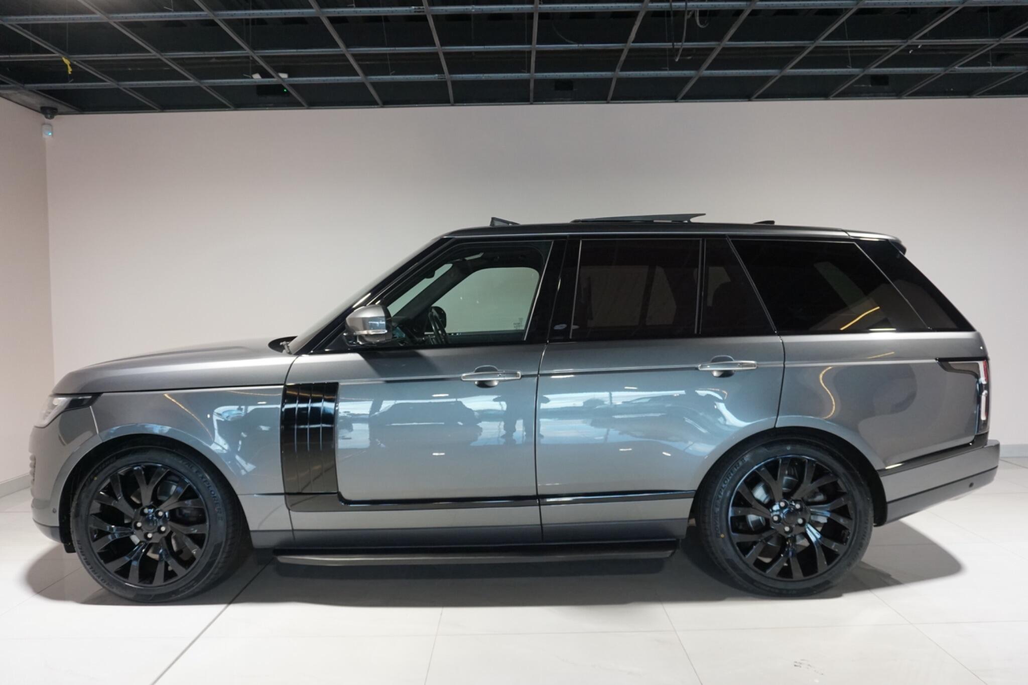 Land Rover Range Rover 3.0 SD V6 Autobiography SUV 5dr Diesel Auto 4WD Euro 6 (s/s) (275 ps)
